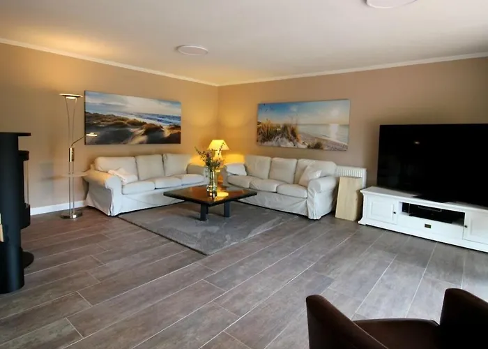 Apartment With 2 Bedrooms *